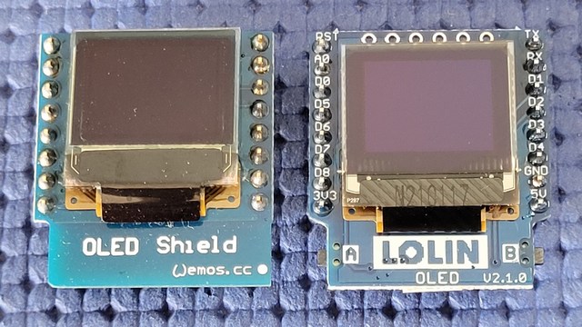 oled shield wemos d1 - Foto dei due modelli